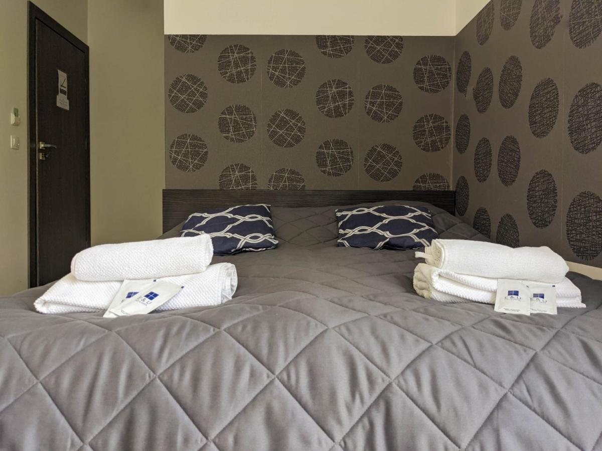 Park Apartament Rzeszow Luaran gambar