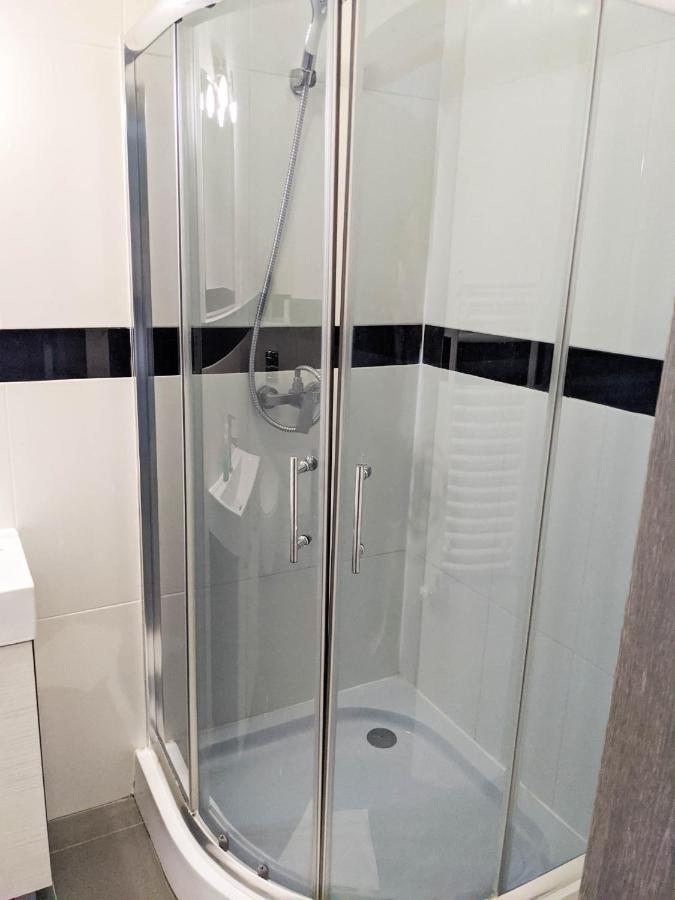 Park Apartament Rzeszow Luaran gambar