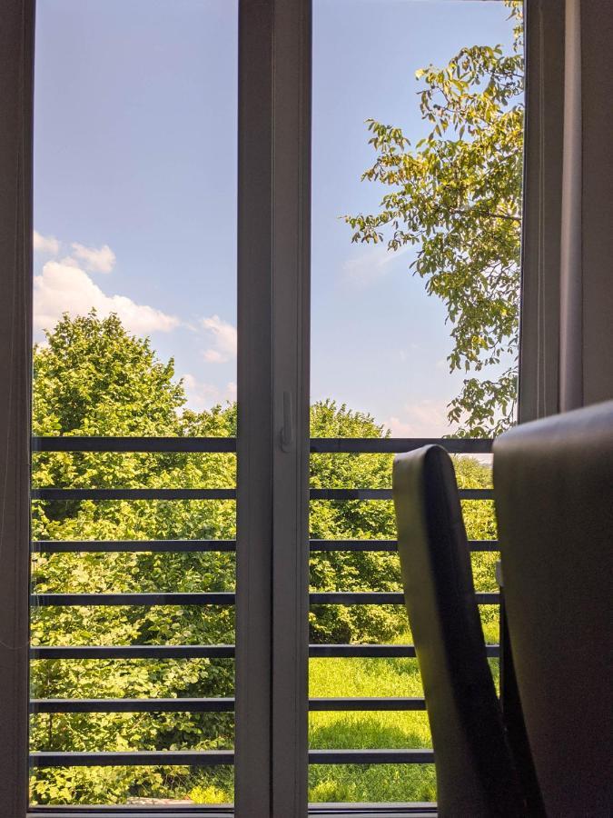 Park Apartament Rzeszow Luaran gambar