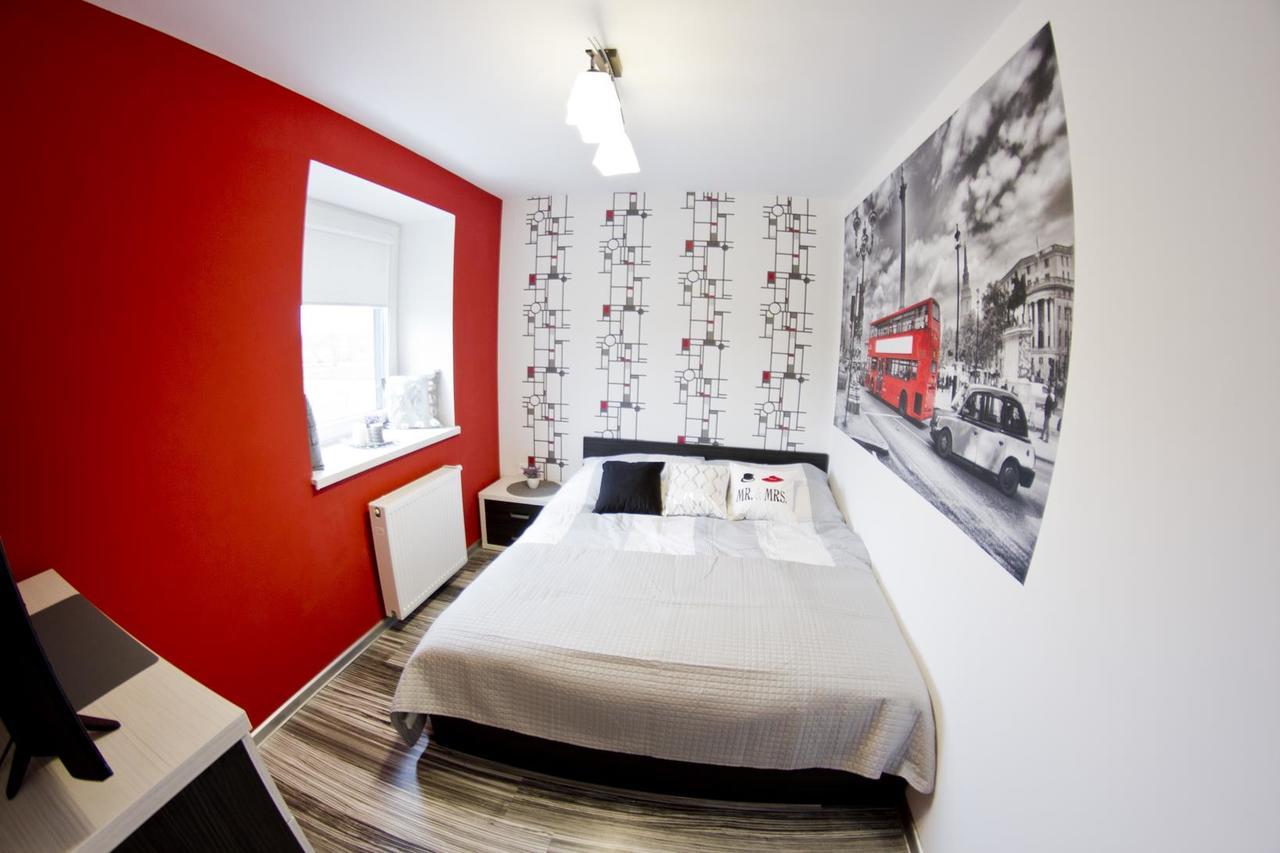 Park Apartament Rzeszow Luaran gambar