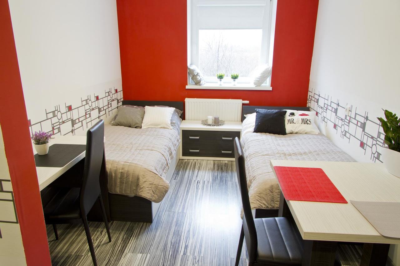 Park Apartament Rzeszow Luaran gambar