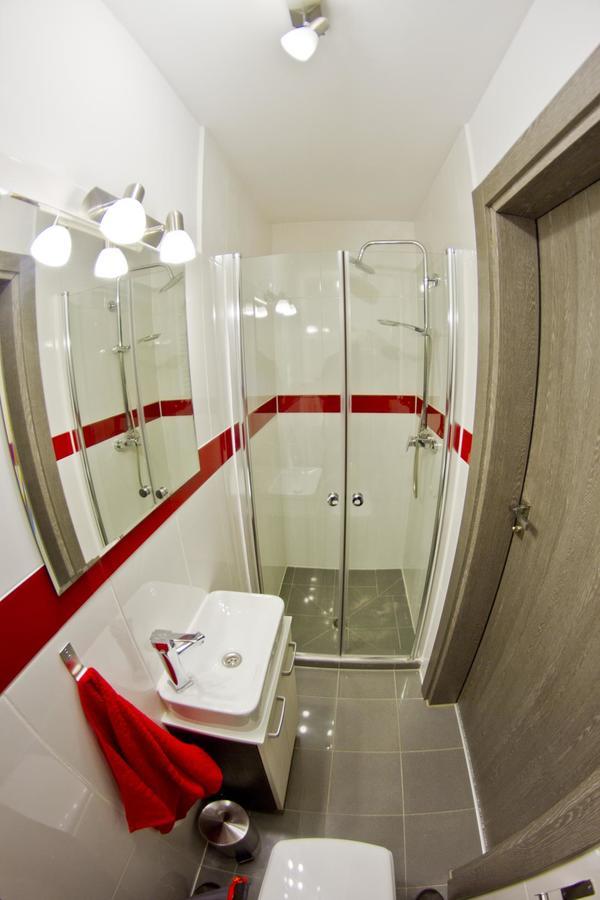 Park Apartament Rzeszow Luaran gambar